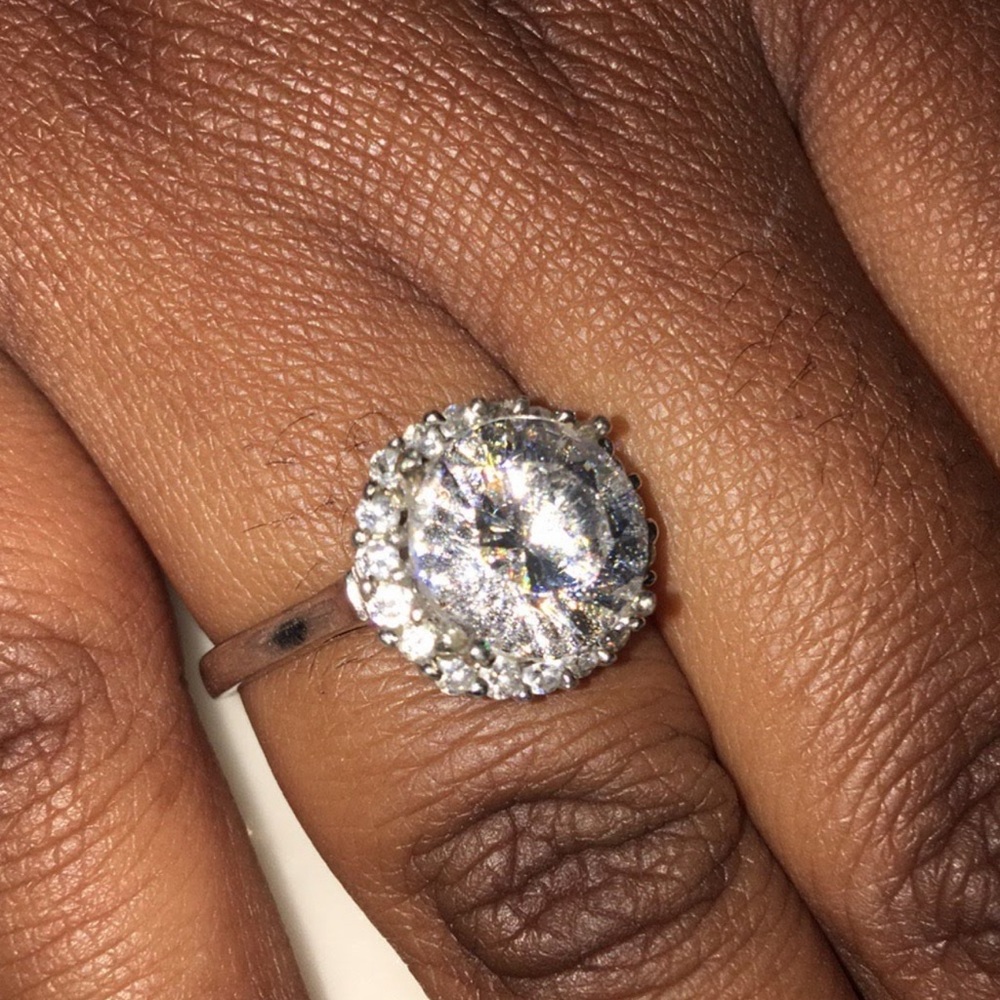 Beautiful .925 sterling silver cubic zirconia ring